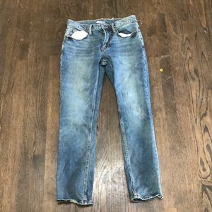 Old Navy Men Jeans 30•30 slight stain on knee